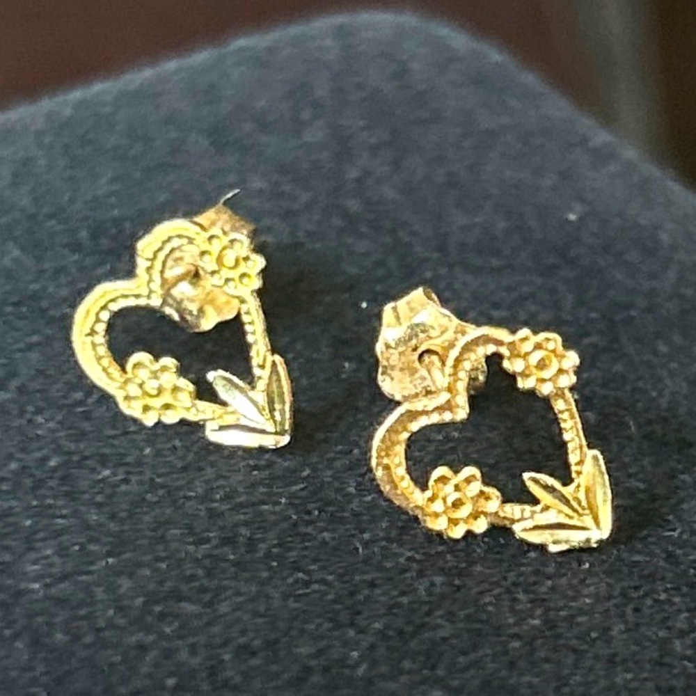 14k solid gold heart & flower earrings